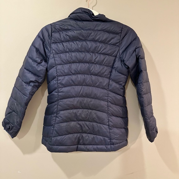 NWOT Patagonia Girls Navy Blue Down Puffer Jacket - Picture 2 of 3